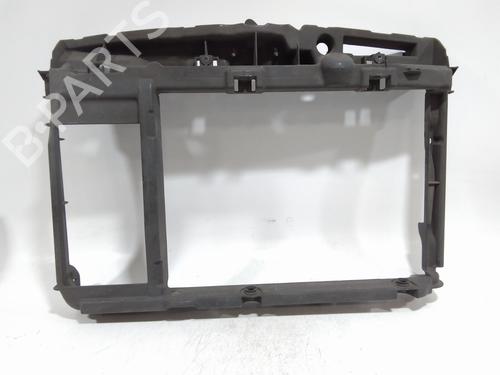 frente-em-fibrachapa-citroen-c4-cactus-2014-36460210 main image