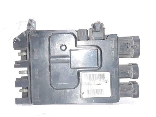 Sikringsdåse RENAULT MEGANE III Hatchback (BZ0/1_, B3_) 1.5 dCi (86 hp) 25176362