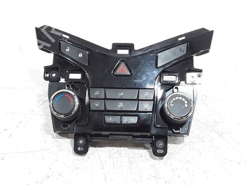 Used Climate control Climate control CHEVROLET CRUZE Station Wagon (J308) 1.7 TD (131 hp) 33006627 33006627