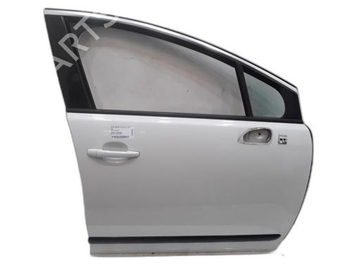 Puerta delantera derecha PEUGEOT 3008 I MPV (0U_) 2.0 HDi Hybrid4 (0URHCA) (200 hp) 30865636