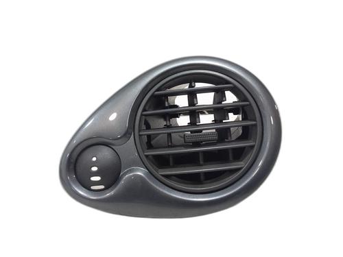 Używane Atrapa chłodnicy / Grill RENAULT CLIO III (BR0/1, CR0/1) 1.5 dCi (BR17, CR17) (86 hp) 31984094