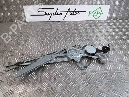 Used Front right window mechanism TOYOTA YARIS (_P9_) 1.4 D-4D (NLP90_, NLP90R) (90 hp) 25190967
