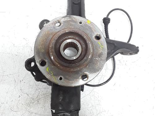 Used Left front steering knuckle PEUGEOT 3008 II SUV (MC_, MR_, MJ_, M4_) 1.6 THP 165 (M45GYW, M45GZW, M45GYV) (165 hp) 28284570