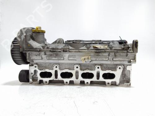 Used Cylinder head Cylinder head 37623569 37623569