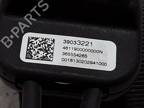 front-left-seatbelt-opel-corsa-e-x15-2014-33131835 main image