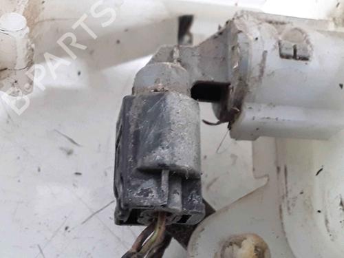 Windscreen washer tank BMW 1 (E81) 118 d | BP25202130C113 