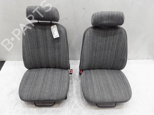 Sæde venstre fortil Sæde venstre fortil PEUGEOT 205 II (20A/C) 1.7 Diesel (60 hp) 39892322 39892322