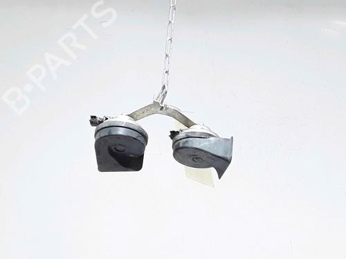 Used Horn OPEL CORSA D (S07) 1.3 CDTI (L08, L68) (90 hp) 25177237