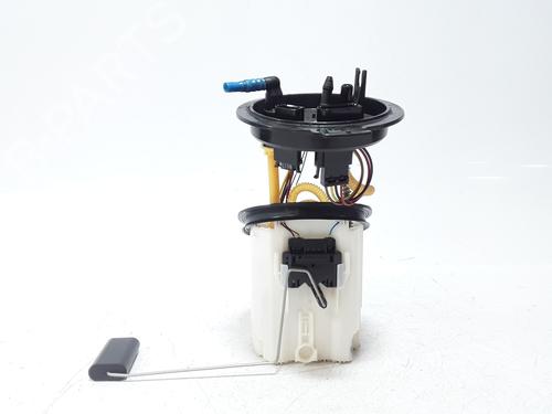 Used Fuel pump AUDI A3 Sportback (8VA, 8VF) 30 TDI (115 hp) 29230255