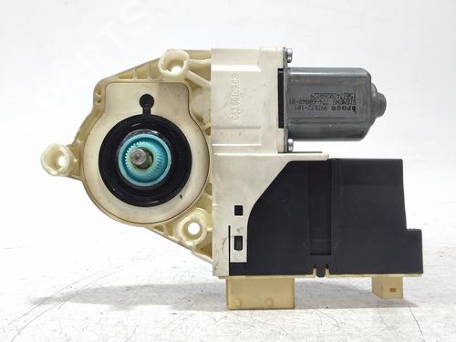 Used Left front window motor Left front window motor PEUGEOT 307 (3A/C) 1.6 HDi (90 hp) 32510582 32510582