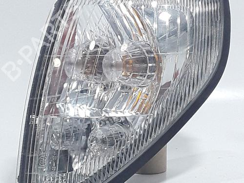 Blinklys fortil venstre Blinklys fortil venstre TOYOTA LAND CRUISER 90 (_J9_) 3.0 D-4D 4WD (KDJ90_, KDJ95_, KDJ90W, KDJ95W) (163 hp) 34355933 34355933