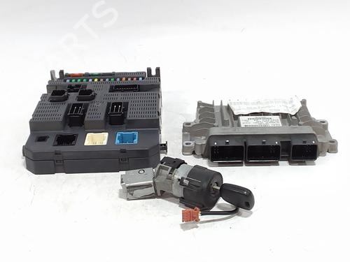 Used Electronic module Electronic module PEUGEOT 308 SW I (4E_, 4H_) 2.0 HDi (136 hp) 36379269 36379269