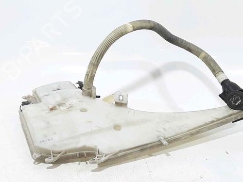 Used Windscreen washer tank BMW 1 (E87) 118 d (143 hp) 25201803