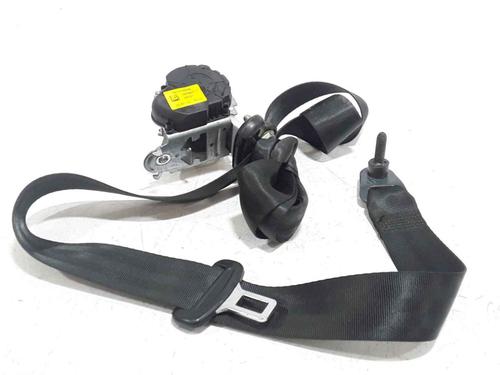 Højre bagtil seleforstrammer RENAULT TWINGO III (BCM_, BCA_) 1.0 SCe 70 (71 hp) 32353590