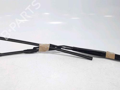 Used Front windshield wiper arm SEAT IBIZA IV (6J5, 6P1) 1.9 TDI (90 hp) 25202250