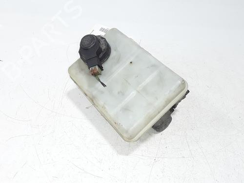 Brake master cylinder IVECO DAILY III Van 35 C 12 V, 35 S 12 V (AGKA43A2, AGKB43A2, AGKB46A2,... | BP25767652M77 