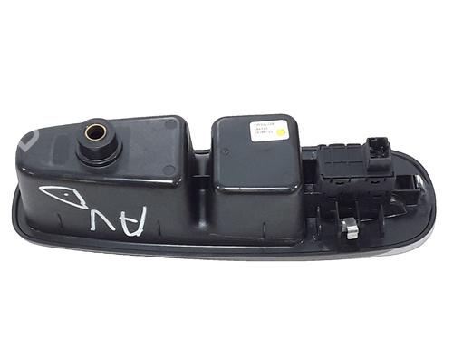 Right front window switch FIAT 500L (351_, 352_) 1.3 D Multijet (199LXY1A, 199LXY11) | BP39642028I26 - Image 3
