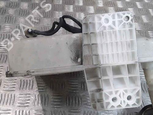 Windscreen washer tank AUDI A3 (8P1) 1.9 TDI | BP25201660C113 