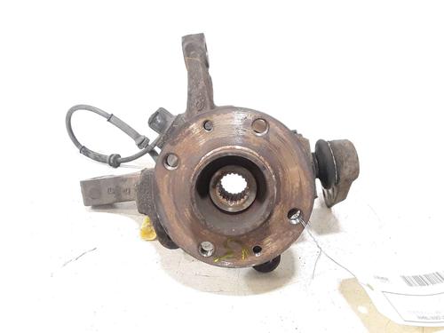 Used Left front steering knuckle RENAULT CLIO II (BB_, CB_) 1.4 16V (B/CB0P, BB13) (98 hp) 25197904