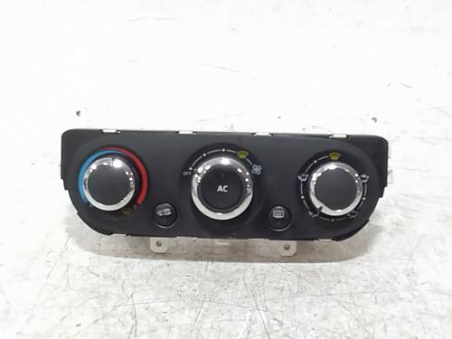 Used Climate control Climate control 39250475 39250475