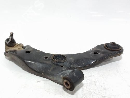 Right front suspension arm TOYOTA AURIS (_E15_) 1.8 Hybrid (ZWE150_, ZWE150R) | BP28067147M13 