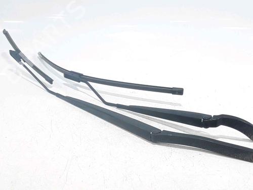 Used Front windshield wiper arm RENAULT CLIO IV (BH_) 1.5 dCi 75 (75 hp) 25202720