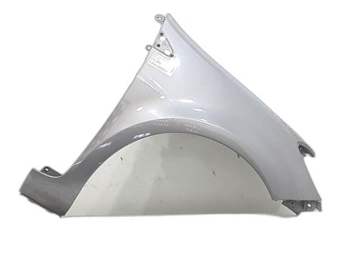 Aile avant droite RENAULT CLIO III (BR0/1, CR0/1) 1.5 dCi (BR17, CR17) (86 hp) 31875375