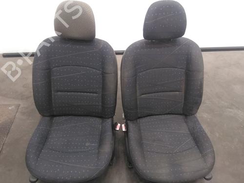 Stol venstre foran Stol venstre foran RENAULT CLIO II (BB_, CB_) 1.5 dCi (B/CB07) (65 hp) 33476464 33476464