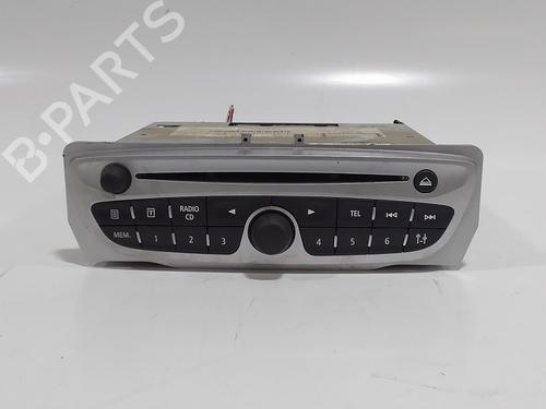 radio-renault-megane-iii-hatchback-bz01_-b3_-2008-33892268 main image