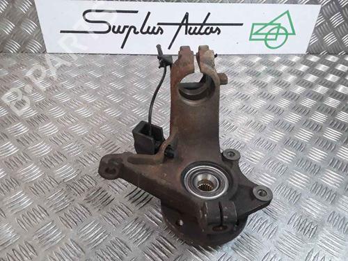 Used Left front steering knuckle PEUGEOT 206 SW (2E/K) 1.4 16V (88 hp) 25765907