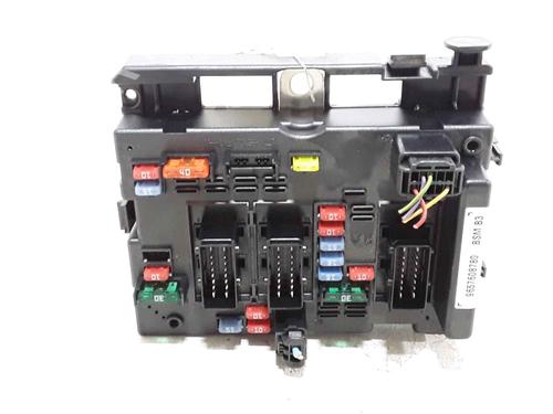 Used Fuse box PEUGEOT 206+ (2L_, 2M_) 1.1 (60 hp) 25856586