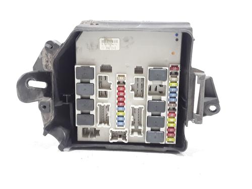 fuse-box-renault-clio-iii-br01-cr01-2005-2006-2007-2008-2009-2010-2011-2012-2013-2014-37225212 main image
