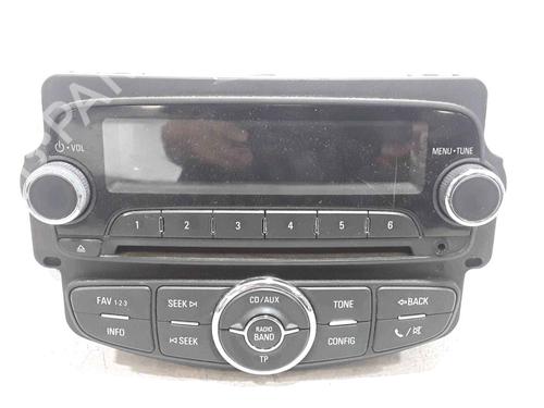 Used Radio CHEVROLET AVEO Saloon (T300) 1.4 (100 hp) 25189835