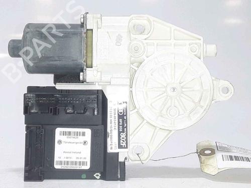 Used Right front window motor AUDI A3 (8P1) 3.2 V6 quattro (250 hp) 25191624