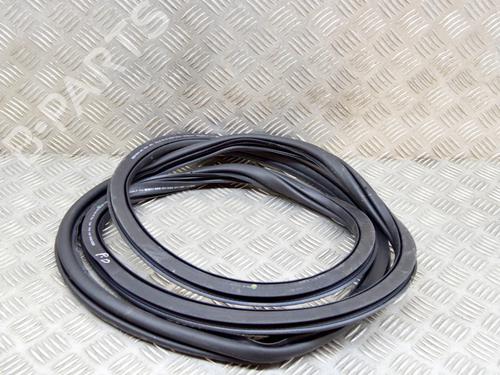 Used Rubber door seal AUDI Q2 (GAB, GAG) 35 TFSI (150 hp) 27760368