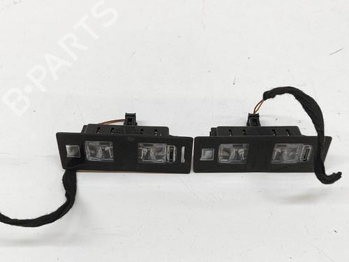 Used Licence plate light AUDI Q7 (4MB, 4MG, 4MQ) 45 TDI quattro (249 hp) 28675592