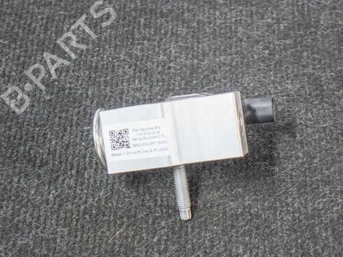 electronic-sensor-tesla-model-3-5yj3-2017-27748184 main image