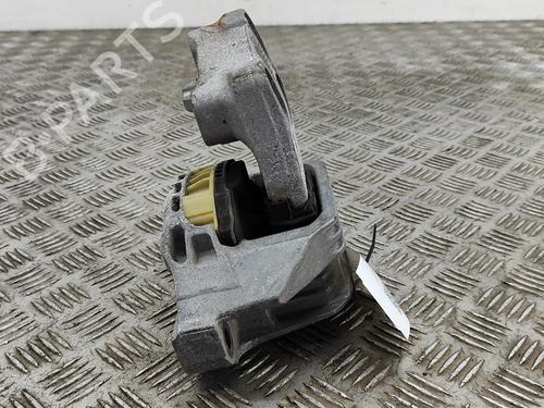 Engine mount MERCEDES-BENZ GLA-CLASS (X156) GLA 220 CDI / d 4-matic (156.905) | BP19283689M89 