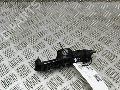 front-bumper-bracket-vw-passat-b8-3g2-cb2-2014-33223879 main image