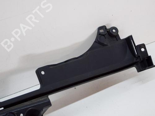 Rear bumper bracket LAND ROVER RANGE ROVER IV (L405) 3.0 TDV6 4x4 | BP9630251C159 