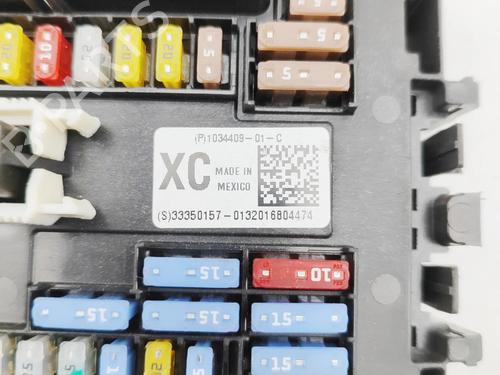Fuse box TESLA MODEL X (5YJX) 90D AWD | BP33382924E1  - Image 6