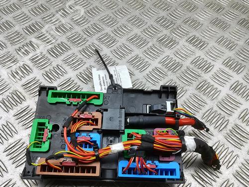 Used Fuse box BMW X6 (G06, F96) xDrive 30 d Mild-Hybrid (298 hp) 32525315