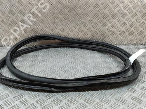 Used Rubber door seal AUDI Q4 Sportback (F4N) 50 e-tron quattro (299 hp) 27770567