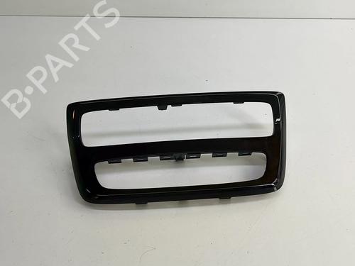 BP28558227O1 main image