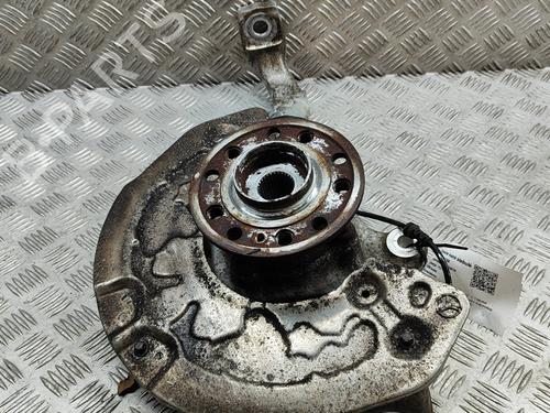 Used Left front steering knuckle MERCEDES-BENZ C-CLASS T-Model (S205) C 220 BlueTEC / d (205.204) (170 hp) 27779349
