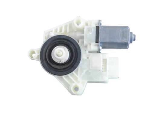 Used Left rear window motor Left rear window motor VW GOLF VII Variant (BA5, BV5) 2.0 GTD (184 hp) 33364866 33364866