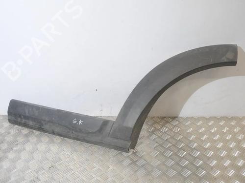 Used Rear left wheel arch trim LAND ROVER DISCOVERY III (L319) 2.7 TD 4x4 (190 hp) 14623023