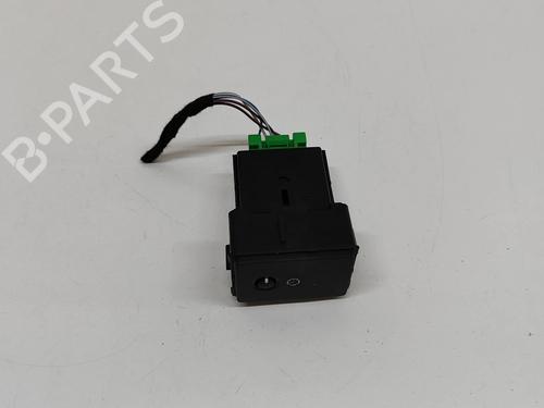 Used Switch JAGUAR F-TYPE Coupe (X152) 3.0 SCV6 400 SPORT AWD (400 hp) 27650337