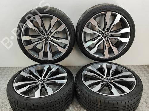 BP32679984C45 main image