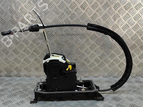 Gear lever SKODA SUPERB III (3V3) 1.6 TDI | BP17864847M90 